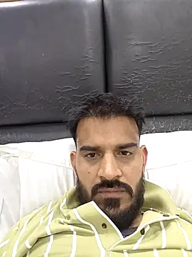 Snapshot of absoluteright chatting on February 23, 2025, 4:57 pm absoluteright online show from February 23, 2025, 4:57 pm