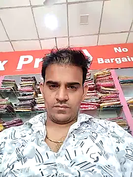 Snapshot of absoluteright chatting on November 6, 2025, 6:03 am absoluteright online show from November 6, 2025, 6:03 am