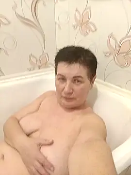 NicoleOlla online show from January 16, 2025, 1:47 pm