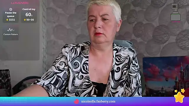 Snapshot of NicoleOlla chatting on May 27, 2026, 12:51 am NicoleOlla online show from May 27, 2026, 12:51 am