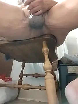 Snapshot of Roleplay2323 chatting on October 31, 2025, 11:00 am Roleplay2323 online show from October 31, 2025, 11:00 am