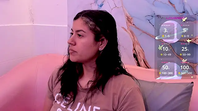 taylor cupper online show from November 5, 2025, 3:50 am