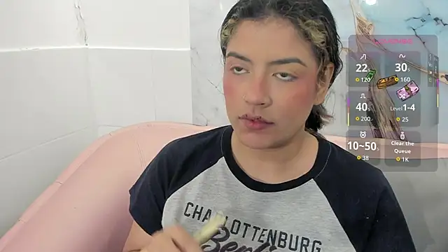 taylor cupper online show from November 30, 2025, 12:58 am