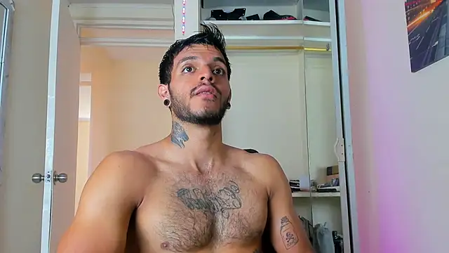 JuanBlade online show from September 14, 2025, 5:12 pm