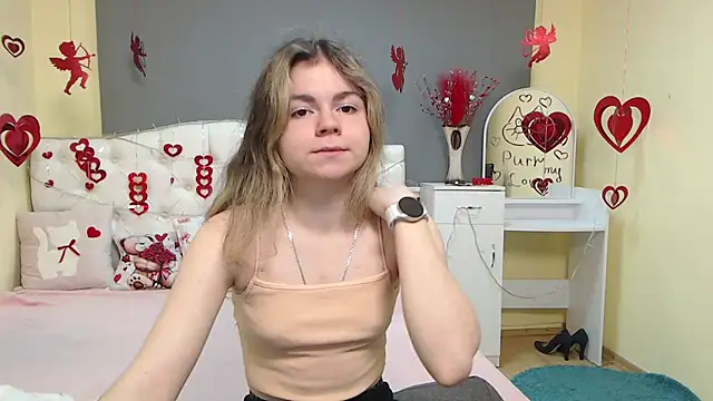 TinaRedly online show from February 9, 2026, 12:31 pm