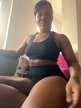 kellya  online show from March 15, 2025, 10:11 pm