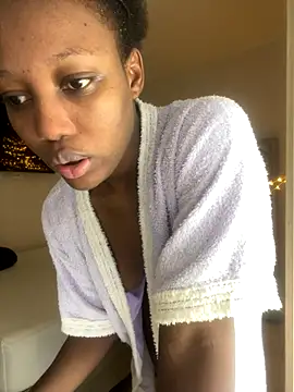 kellya  online show from November 1, 2025, 11:51 pm