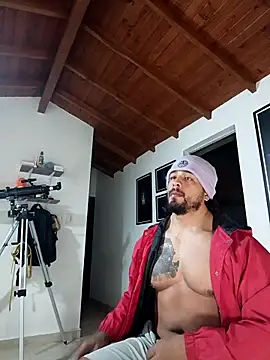 Snapshot of SilvaBranko chatting on February 25, 2026, 3:05 am SilvaBranko online show from February 25, 2026, 3:05 am