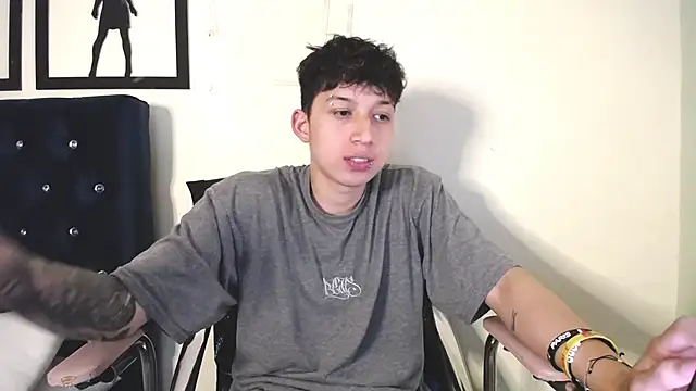  Thomas hot  online show from October 21, 2025, 1:50 am