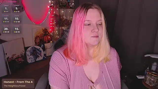 lissamuff online show from March 15, 2026, 5:30 pm