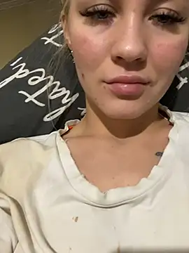 DreamGirl-777 online show from December 8, 2024, 8:15 pm