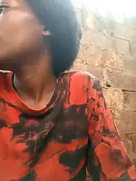 Snapshot of Swirly_blac chatting on November 12, 2025, 6:58 am Swirly blac online show from November 12, 2025, 6:58 am