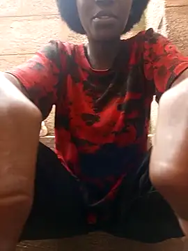 Snapshot of Swirly_blac chatting on November 20, 2025, 7:19 am Swirly blac online show from November 20, 2025, 7:19 am