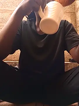 Swirly blac online show from April 14, 2026, 7:03 am