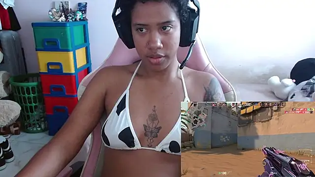 TiffanyRoouse online show from November 20, 2025, 7:57 pm