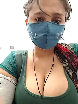 Snapshot of Archna-ji chatting on February 12, 2025, 8:06 am Archna-ji online show from February 12, 2025, 8:06 am