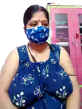 Snapshot of Kayra_34 chatting on January 30, 2025, 1:53 pm Kayra 34 online show from January 30, 2025, 1:53 pm