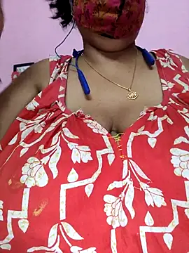 Snapshot of Kayra_34 chatting on April 26, 2026, 11:41 am Kayra 34 online show from April 26, 2026, 11:41 am