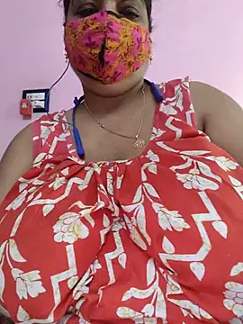 Snapshot of Kayra_34 chatting on June 2, 2026, 3:52 am Kayra 34 online show from June 2, 2026, 3:52 am