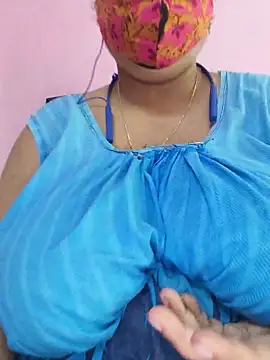 Snapshot of Kayra_34 chatting on June 10, 2026, 4:01 am Kayra 34 online show from June 10, 2026, 4:01 am