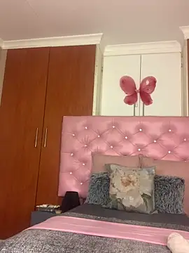 VeryGoodBadGirl1 online show from November 28, 2025, 10:12 pm