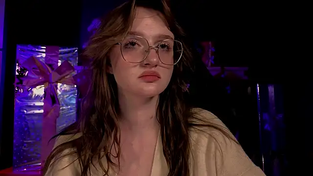 ELLIEJAY online show from December 30, 2024, 8:25 pm