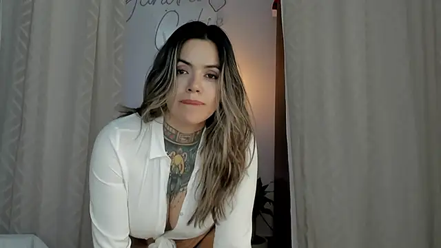 yandracelisofficial online show from January 28, 2025, 5:11 am