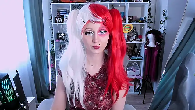 Snapshot of ohclementine chatting on February 9, 2026, 10:30 am ohclementine online show from February 9, 2026, 10:30 am