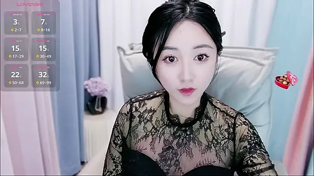 Snapshot of Liiniie-Lovers chatting on January 5, 2025, 11:01 pm Liiniie-Lovers online show from January 5, 2025, 11:01 pm