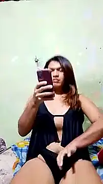 Hevellyn  online show from September 17, 2025, 3:52 am