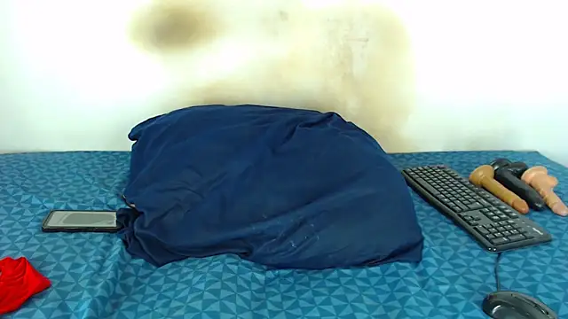 FAT ASS27 online show from March 8, 2026, 5:39 pm