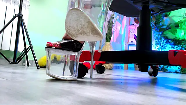 Snapshot of MonicaMaxwel chatting on March 7, 2025, 3:07 pm MonicaMaxwel online show from March 7, 2025, 3:07 pm