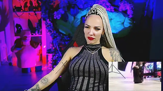 Snapshot of MonicaMaxwel chatting on November 20, 2025, 10:48 am MonicaMaxwel online show from November 20, 2025, 10:48 am