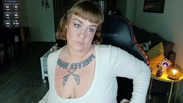 WendyDarling online show from October 1, 2025, 8:15 pm