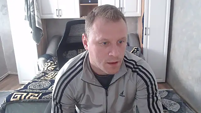 ANGELALEXYNO2024 online show from November 14, 2025, 9:30 am