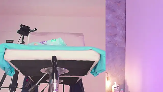 Snapshot of Angelst__ chatting on October 11, 2025, 6:56 am Angelst online show from October 11, 2025, 6:56 am