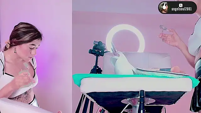 Angelst   online show from March 13, 2026, 8:21 am