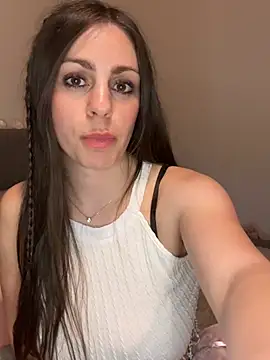 Loella-Rose online show from March 10, 2025, 9:07 pm