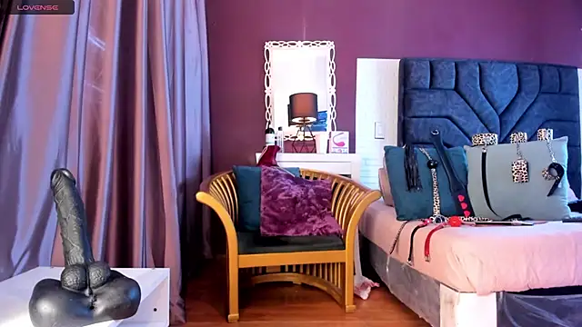 Snapshot of BondageGirl_Ks chatting on January 23, 2025, 1:13 pm BondageGirl Ks online show from January 23, 2025, 1:13 pm