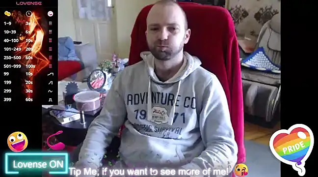 Snapshot of RealManHaveHairy chatting on March 16, 2025, 8:21 am RealManHaveHairy online show from March 16, 2025, 8:21 am