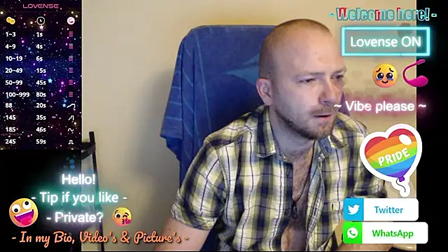 Snapshot of RealManHaveHairy chatting on November 20, 2025, 5:29 am RealManHaveHairy online show from November 20, 2025, 5:29 am