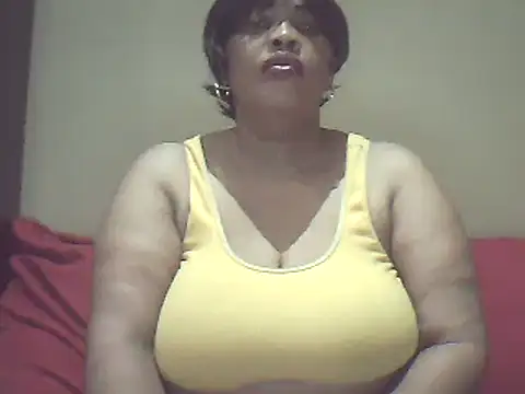 Snapshot of SexxyBoob chatting on February 5, 2026, 11:42 pm SexxyBoob online show from February 5, 2026, 11:42 pm