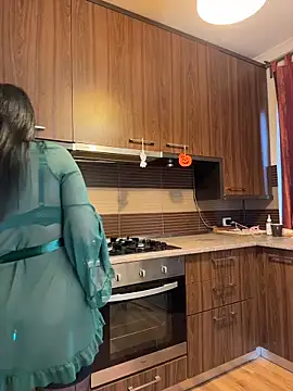 Snapshot of Hotmomcheckk_ chatting on November 23, 2025, 12:05 pm Hotmomcheckk online show from November 23, 2025, 12:05 pm