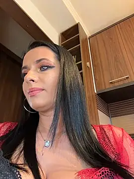 Snapshot of Hotmomcheckk_ chatting on December 3, 2025, 10:02 am Hotmomcheckk online show from December 3, 2025, 10:02 am