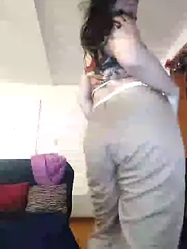 Sophie-hatter online show from January 2, 2025, 3:48 am