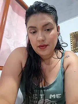 Sophie-hatter online show from June 14, 2026, 2:46 am
