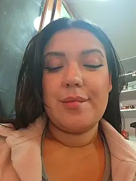 Sophie-hatter online show from July 17, 2026, 2:13 pm