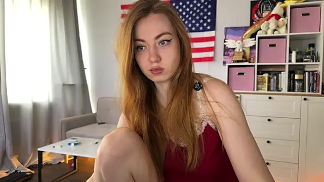 Snapshot of LinaWitch chatting on May 13, 2026, 2:03 pm LinaWitch online show from May 13, 2026, 2:03 pm