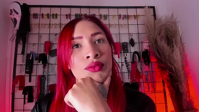 charrlotte quinn online show from October 30, 2025, 2:40 pm