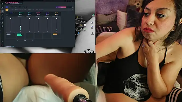 Snapshot of IndiaBlaze chatting on October 25, 2025, 3:58 am IndiaBlaze online show from October 25, 2025, 3:58 am